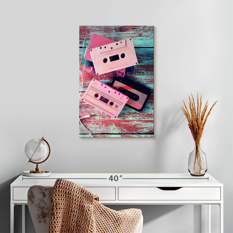 Cassette et écouteurs Abarca, H 24 po x l 16 po
