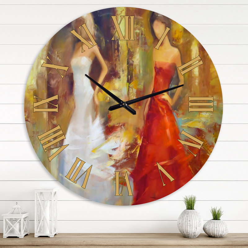 Dame en robe blanche et Dame en robe rouge I - Horloge murale moderne, Grand