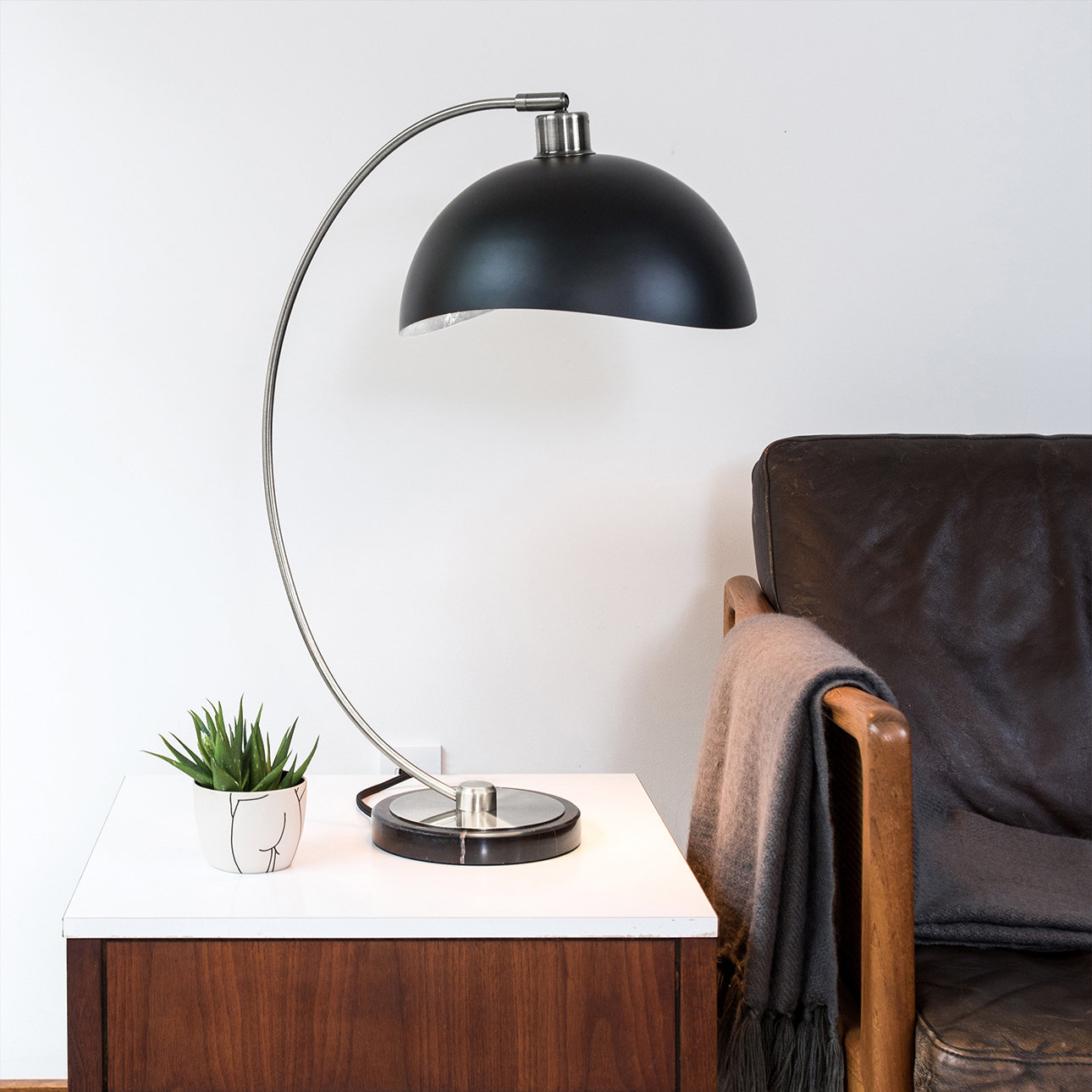 Nova of California Luna Bella Marble Lamp, Matte Black, Black
