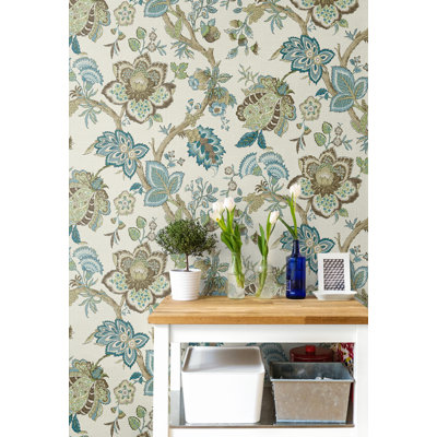 Aiyahna Floral Roll
