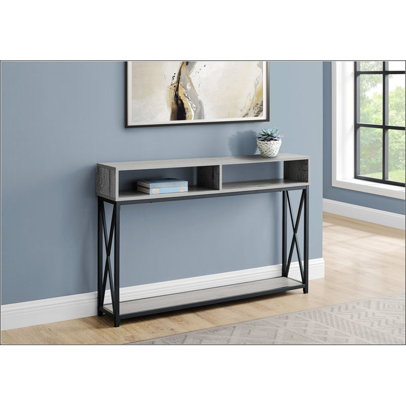 Charmante table d'appoint avec construction robuste et attrait moderne