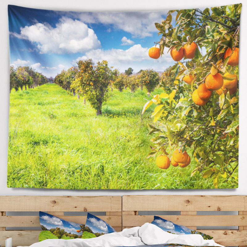 Paysage, herbe verte brillante avec tapisserie de jardin orange, H 50 po x l 60 po
