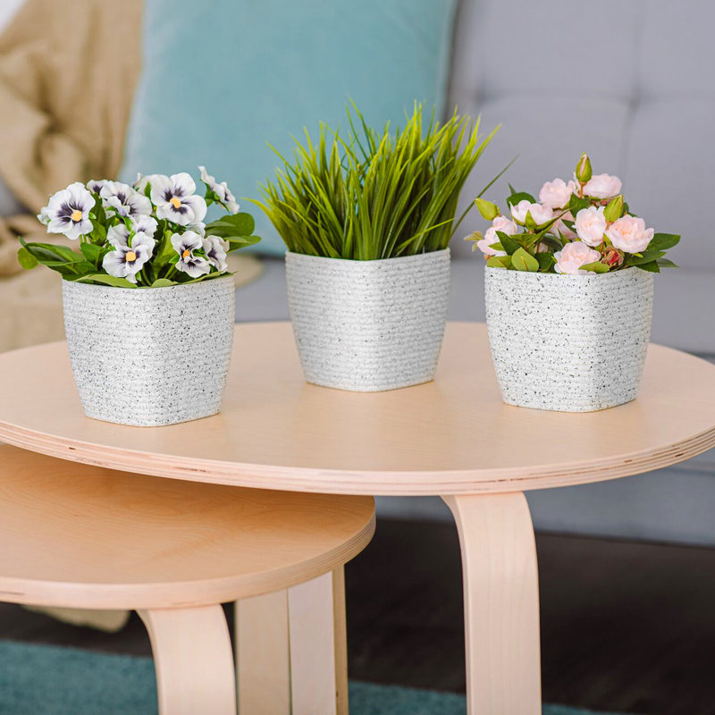 Abellas-Bauzo Pot Planter, White