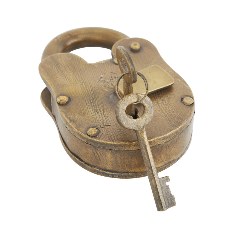 Serrure et clé Dominick, Laiton, H 5,15 po x l 3,10 po x P 1,45 po
