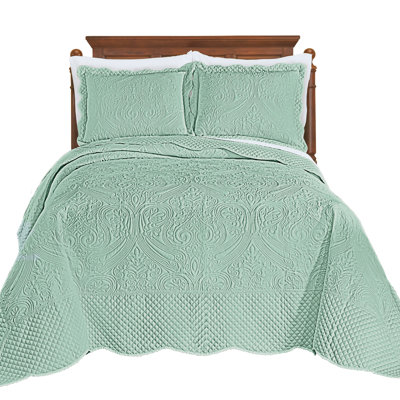 Luxe Textured Diamond Design Scalloped Edge Oversize Bedspread