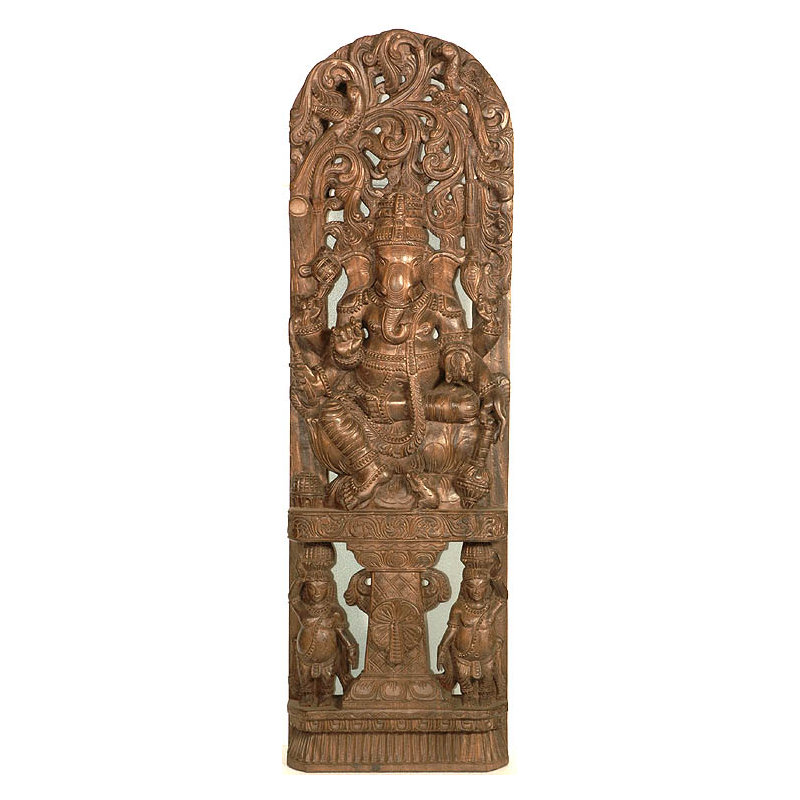 Lalitasana Ganesha avec deux ganas