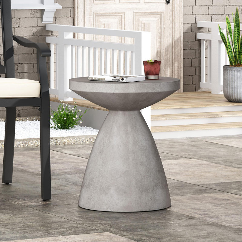 Table d'appoint d'extérieur en béton léger