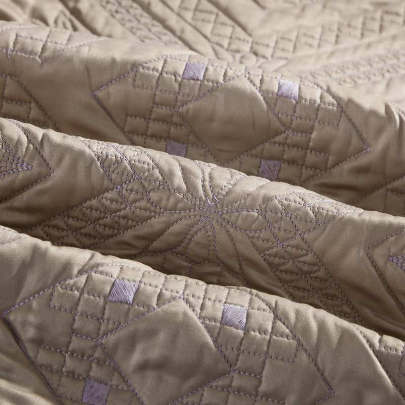 Fern Crystal Modern & Contemporary Cotton Quilt, King Quilt, Khaki