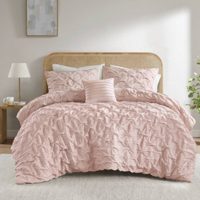 510 Design Bailey Pink Diamond Pucker Woven Wrinkle Resistant 4-Piece King/Cal King Comforter Set