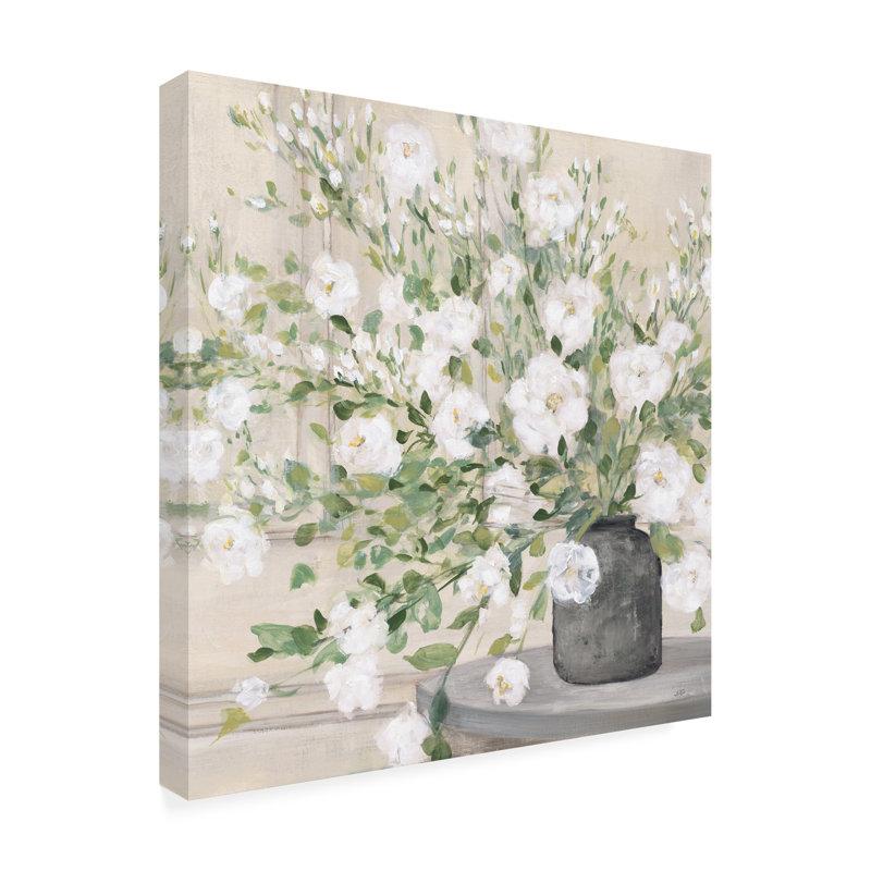 Vase blanc bouquet blanc par Julia Purinton, H 24 po x l 24 po x P 2 po