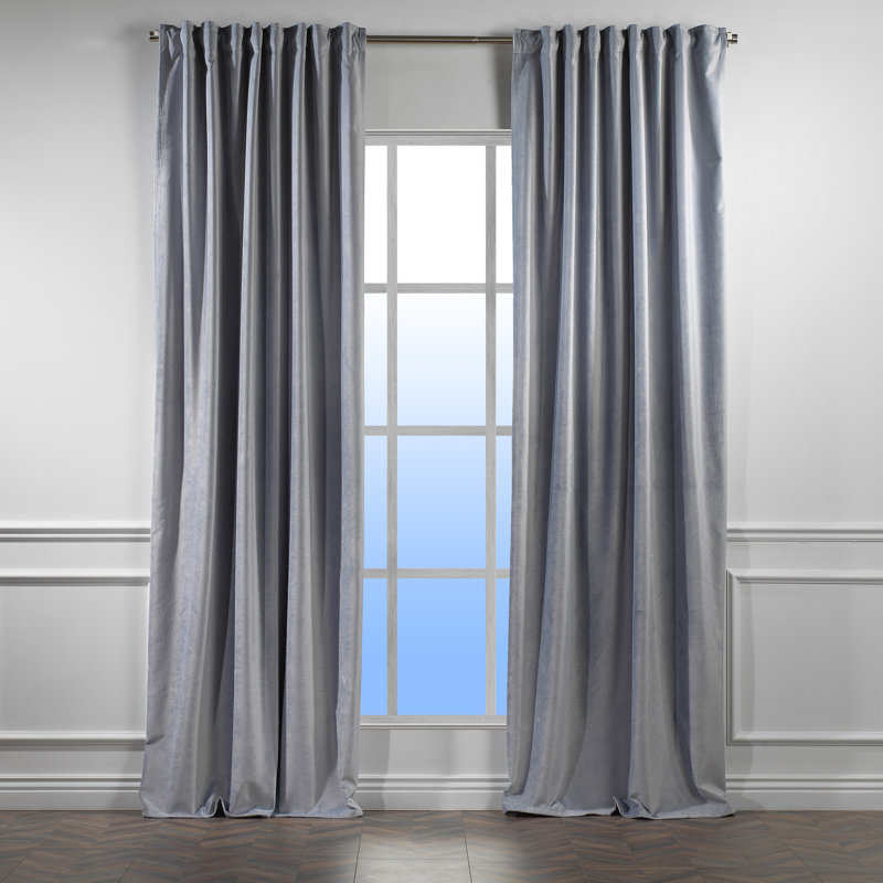 Decorative Double Panel in Matt, Extra Wide X Extra Long, L 52 po x L 84 po, 66 Argent