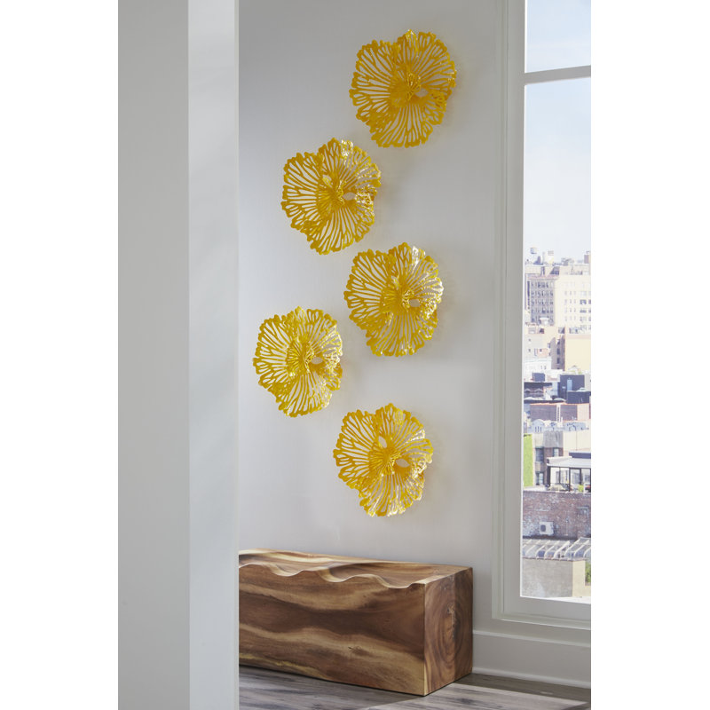 Flower Wall Art Extra Small Metal, Yellow