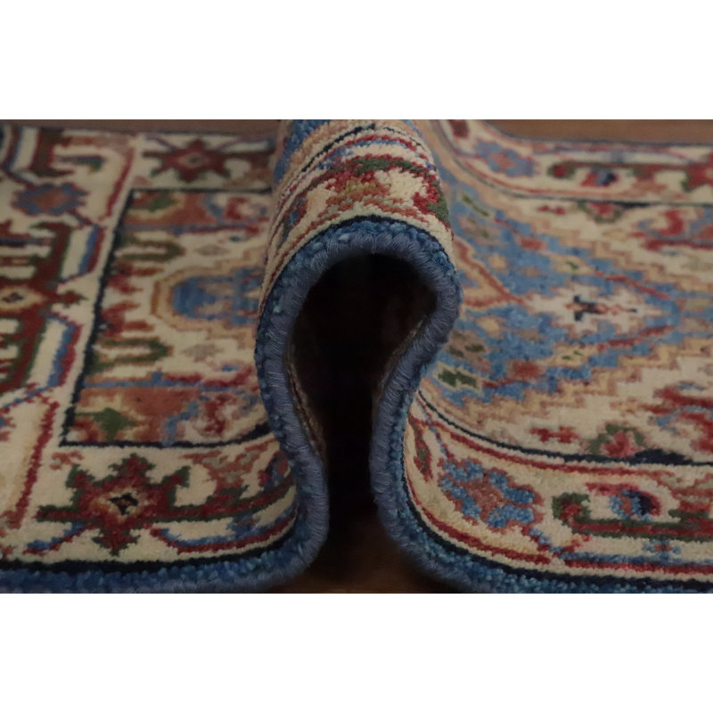 Tapis décoratif bleu fait à la main 2 x 3
