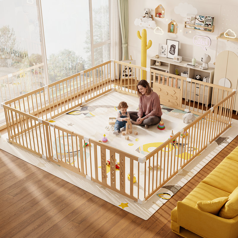 Parc pour bébé en bois naturel, 12 panneaux, porte et jouets inclus. Facile à assembler, grand parc portatif pour bébés et jeunes enfants, fabriqué en pin naturel.