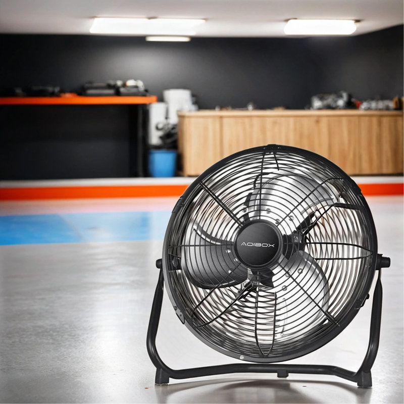 18 po Ventilateur de plancher industriel en métal robuste à 3 vitesses haute vitesse noir avec tête inclinable pour une utilisation extérieure / intérieure