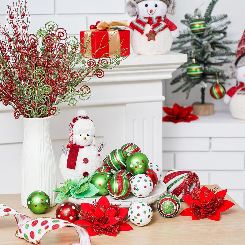 Un ensemble de 80 décorations d'arbre de Noël vert lime rouge comprend 12 fleurs, 30 branches, 2 rubans roulants, 12 glaçons suspendus et 24 boules scintillantes vert lime pour le premier décor d'arbre de Noël