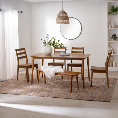 Grande table de salle à manger en bois effet noyer avec 4 chaises et banc Drea