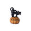 Figurine chat noir sur citrouille