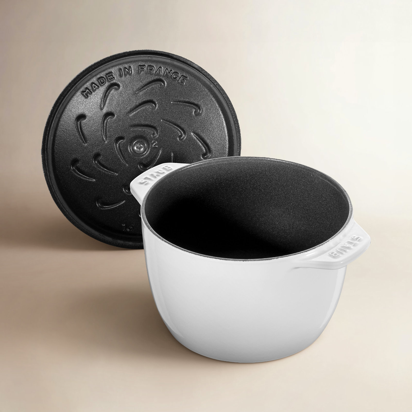 Enameled Cast Iron Dutch Oven, Matte White, 1.84 quarts