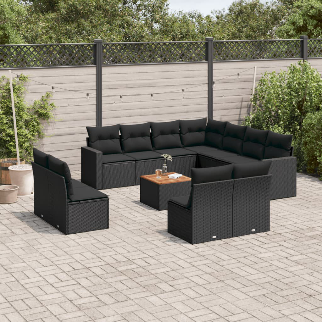 Gartensofa mit Kissen