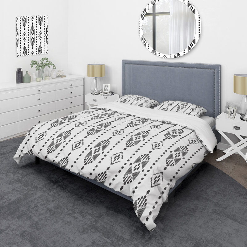 White and Grey Ikat Ogee - Abstract Duvet Cover Set - Microfiber Polyester, Queen Duvet Cover + 2 Standard Shams