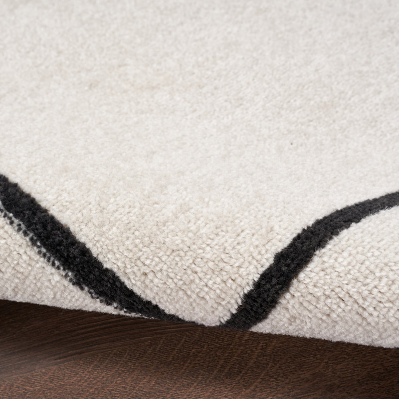 Arvell Abstract Machine Woven Chenille Indoor/Outdoor Area Rug in Off-White, Runner 2'2" x 7'6"