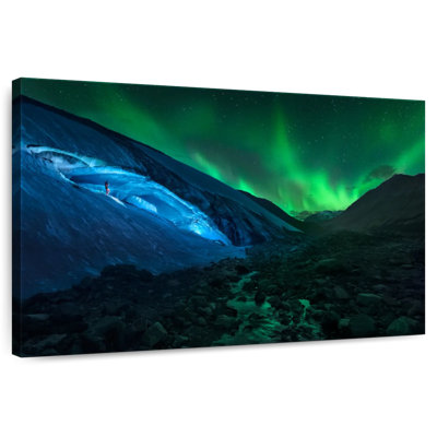 Alvord Athabasca Cave Aurora
