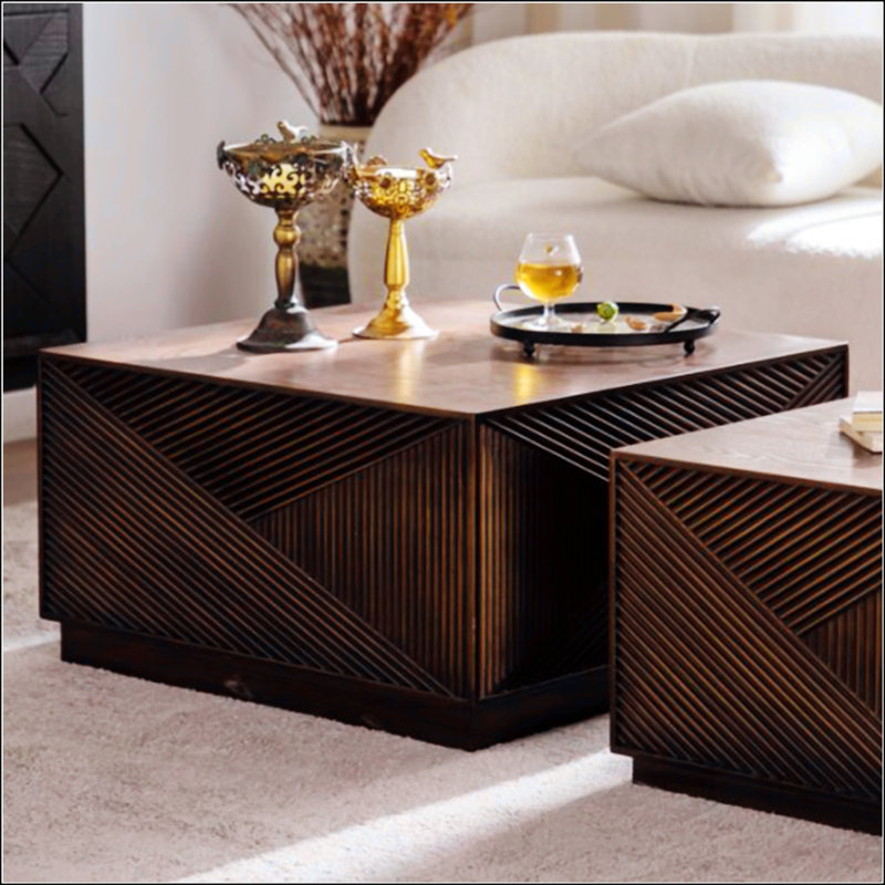 Table basse carrée