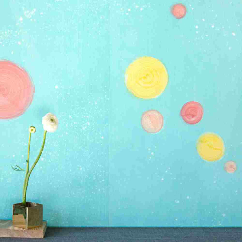 Ta Metéora Wallpaper, 26" W x 108" L, Peachy Pink