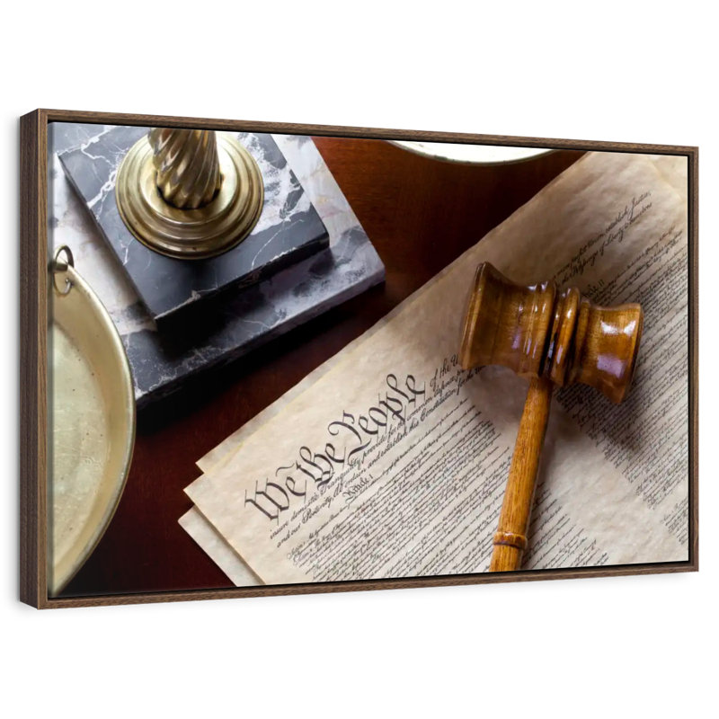Justice et Constitution, 37 po x 25 po, Cadre flottant noyer