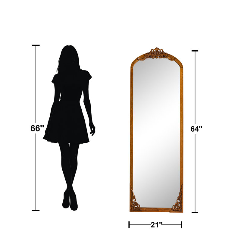 Miroir rétro avec cadre sculpté, 64 po x 21 po, Noyer