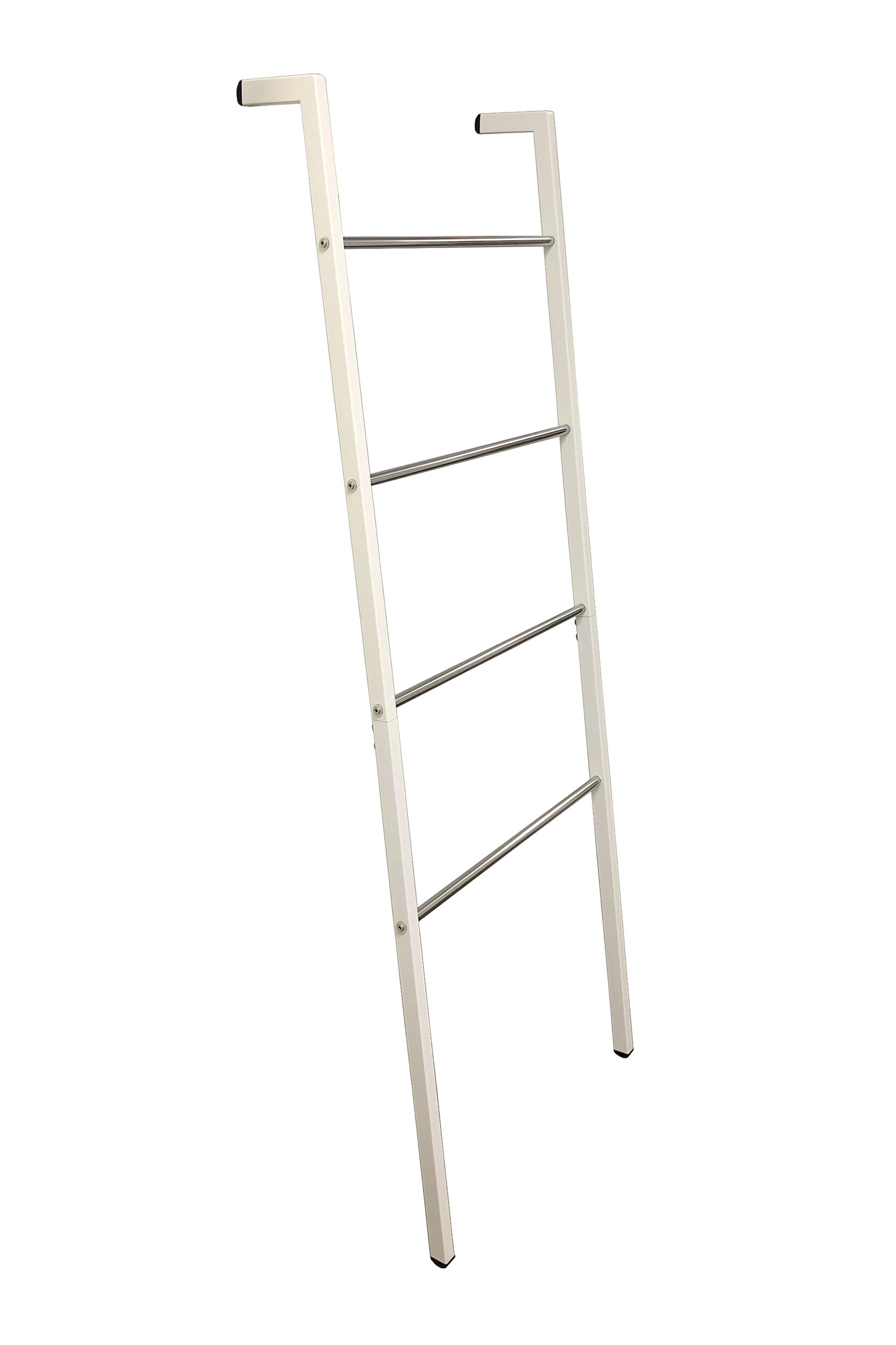 Free standing 2024 ladder towel rack