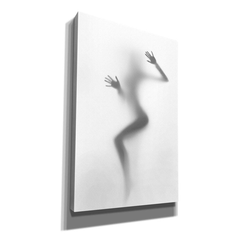 «Flattened» par Incado, estampe numérique sur toile, H 40 po x l 26 po x P 1,5 po