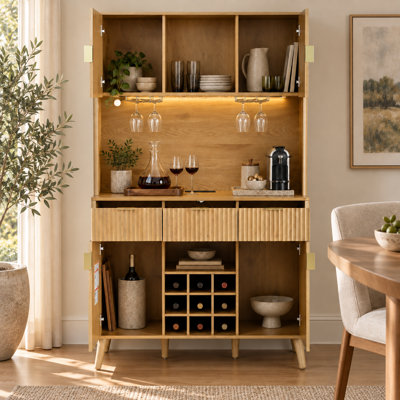 Meuble-bar à café de 183,8 cm de haut avec prise électrique, éclairage DEL, casier à vin pour 9 bouteilles et 3 tiroirs