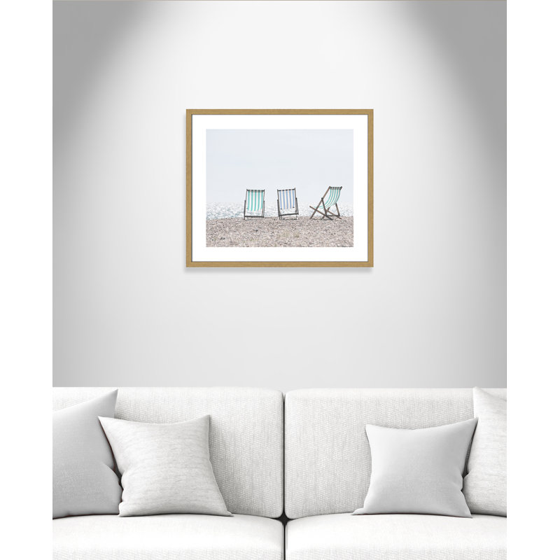 Chaises de plage Adriatica - reproduction de photo, Papier avec cadre à grain de bois naturel