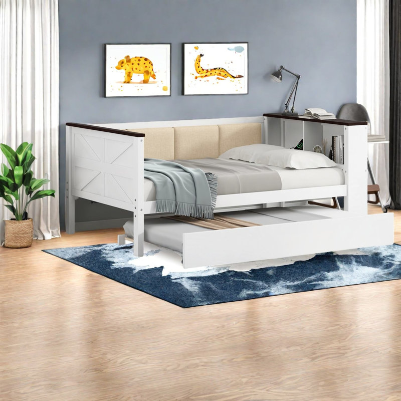 Lit de jour simple en bois avec tablettes, design contemporain, usage familial