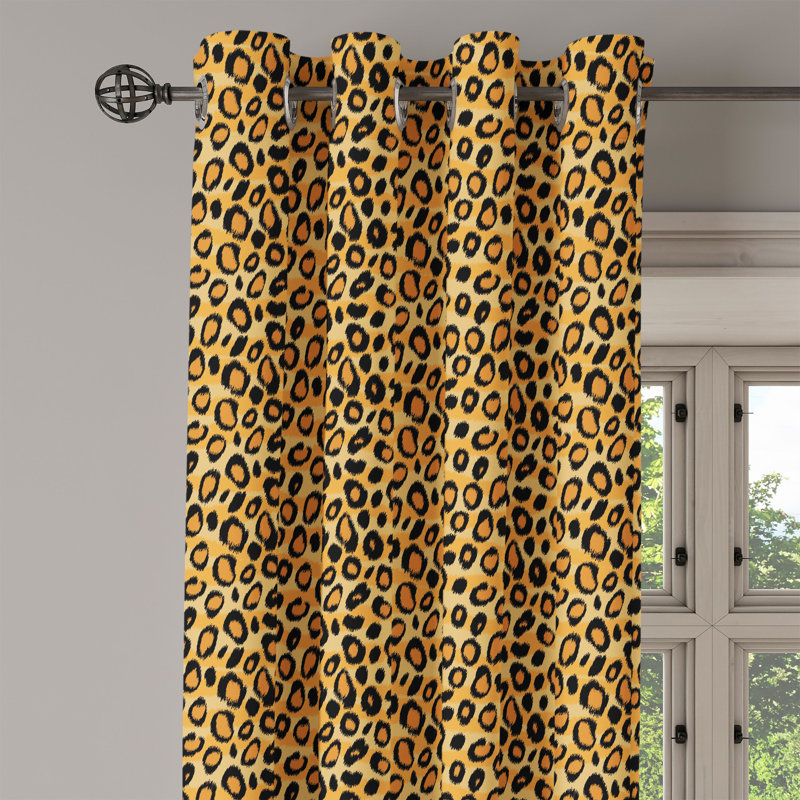 Rideau à œillets à imprimé léopard 2 panneaux East Urban Home, 50 po, orange noir, L 50 po x L 63 po