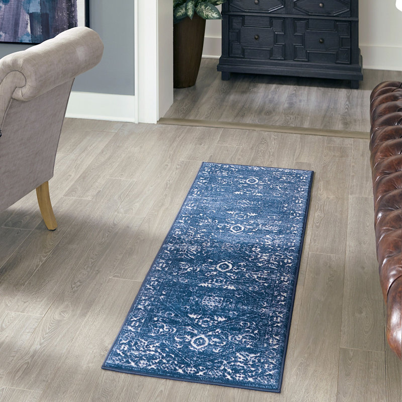 Oriental Indoor Rug, Runner 2' x 8'