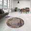 Tapis brun à motif oriental-594463099