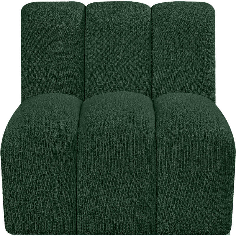 Chaise d'appoint rembourrée Issei, Tissu bouclé vert