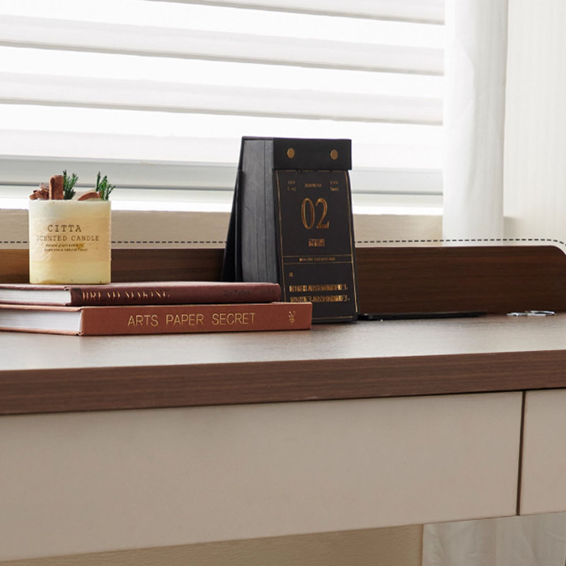 Bureau avec tiroirs doubles et tablettes de rangement ouvertes, H 32,28 po x l 40,15 po x P 23,62 po