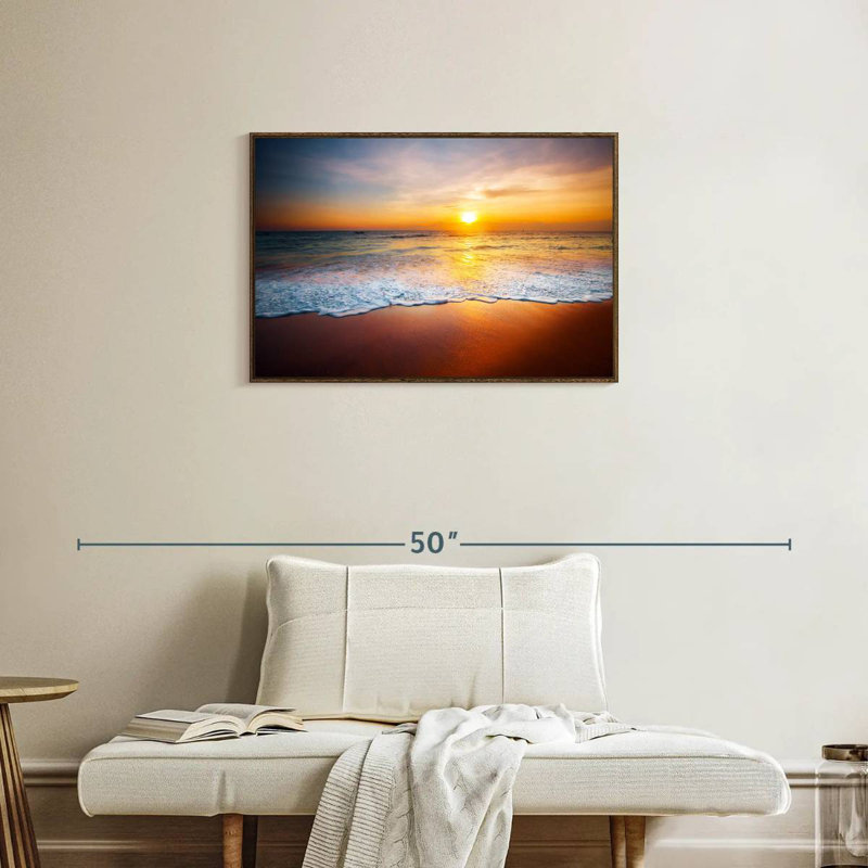 Coucher de soleil sur les vagues mousseuses, Cadre flottant noyer, 31 po x 21 po