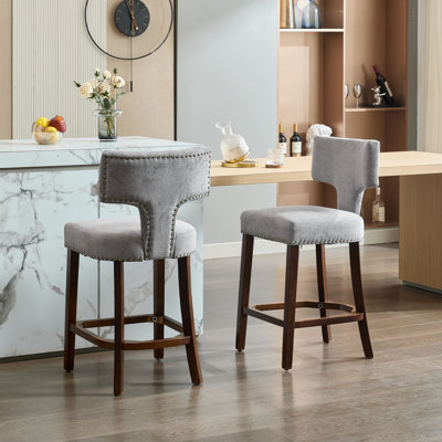 Ensemble de deux tabourets de bar de style Mid-Century moderne, chaises d'appoint rembourrées en tissu de lin de ferme avec dossier incurvé et clous en cuivre, idéal pour les cuisines