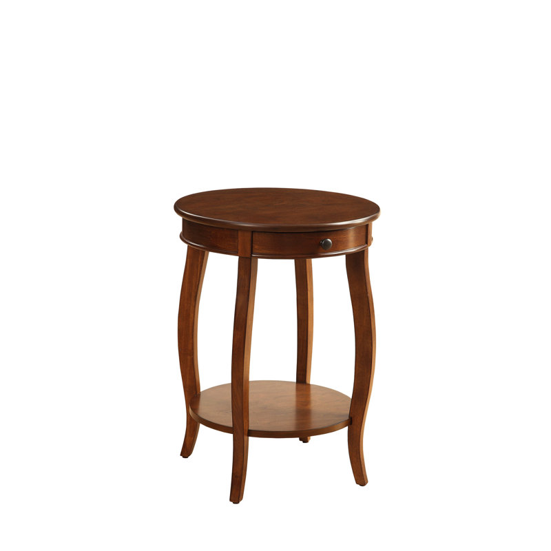 Table d'appoint en noyer avec design classique et tablette de rangement pratique