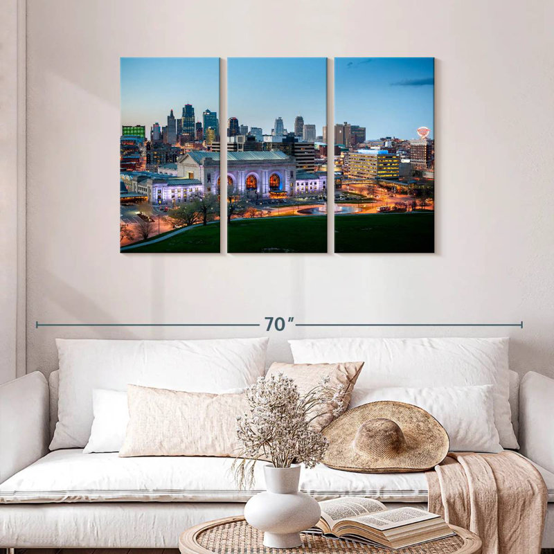 Sebbie Kansas City Night Skyline, 28" H x 45" W