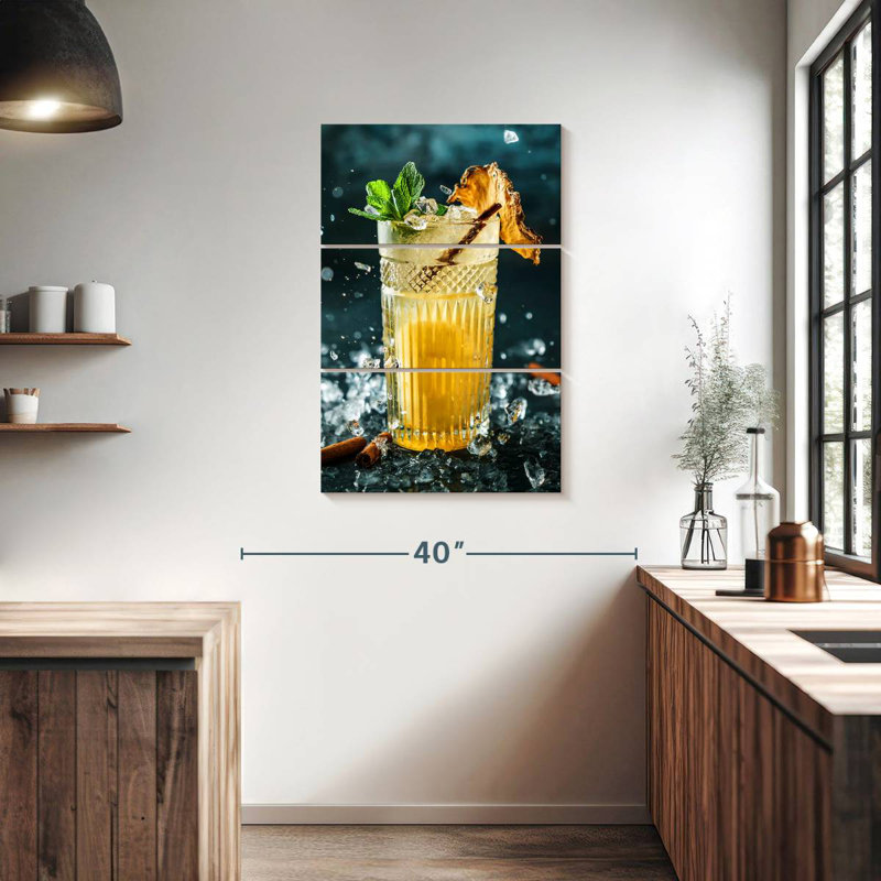 Yarlin, cocktail d'ananas, H 38 po x l 24 po