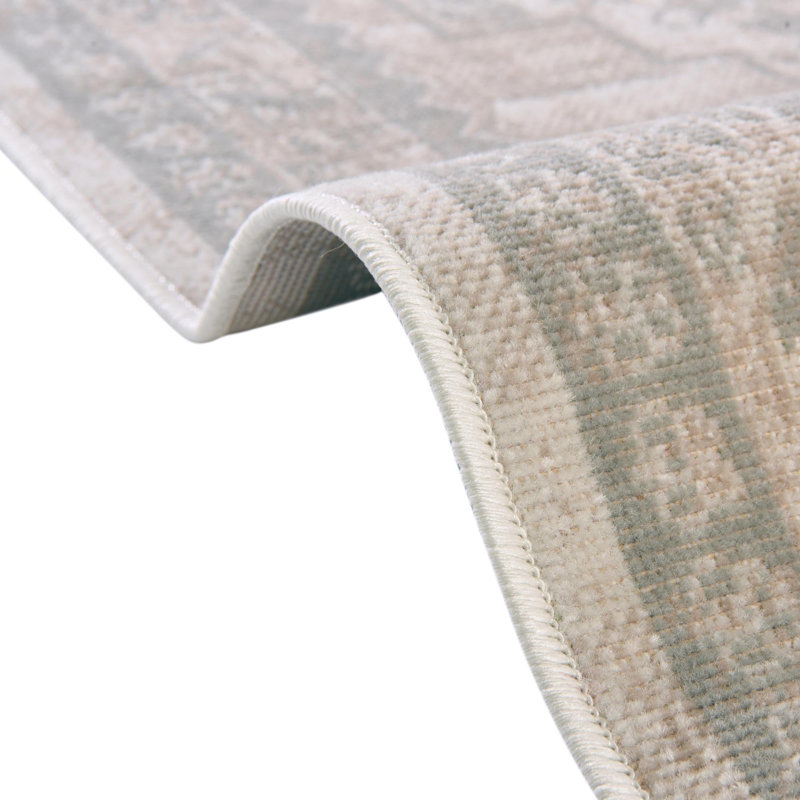 Edvardas Oriental Indoor Rug, Round 5'
