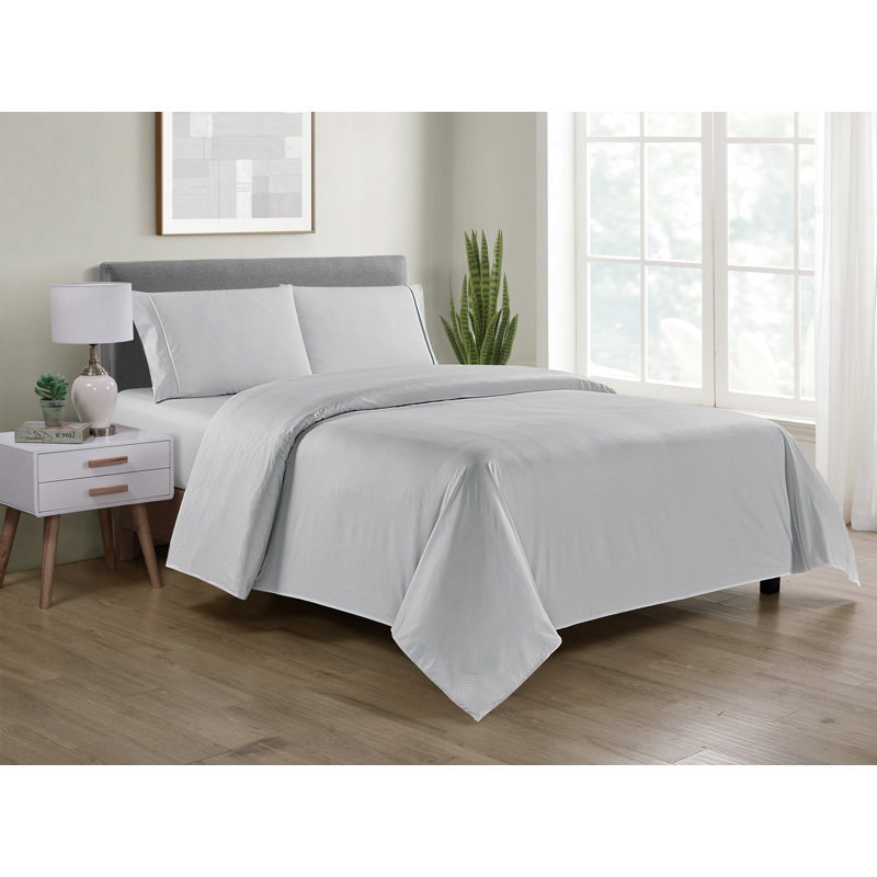 Bamboo Luxury Chevron Embossed 4-Piece Sheet Set, Silver, Queen Sheet Set + Fitted Sheet + 2 Pillowcases