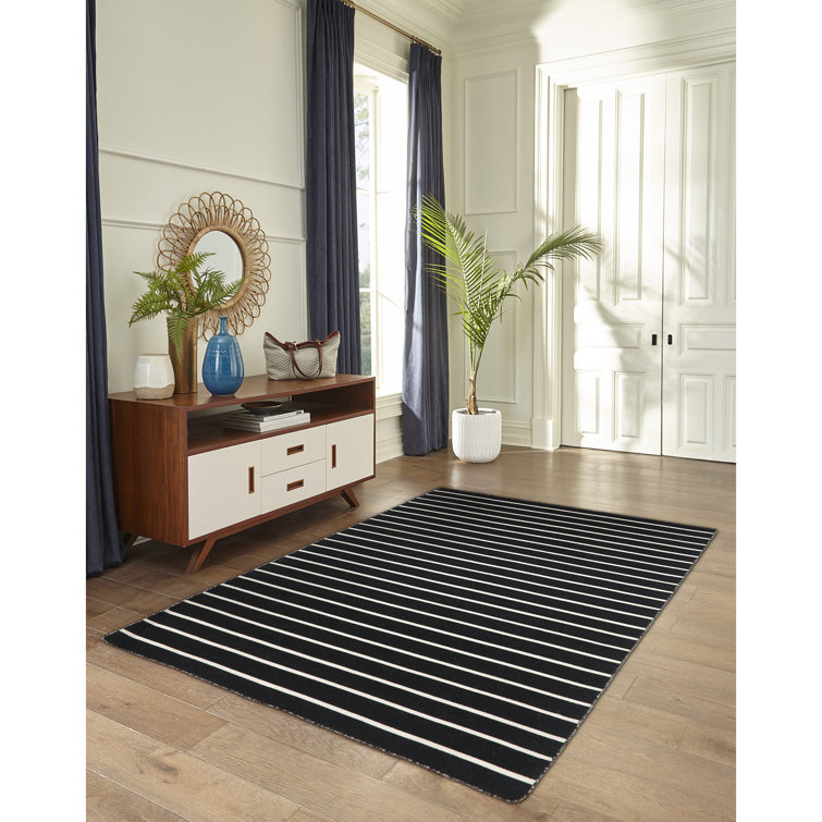 Garbrielle Striped Indoor / Outdoor Rug