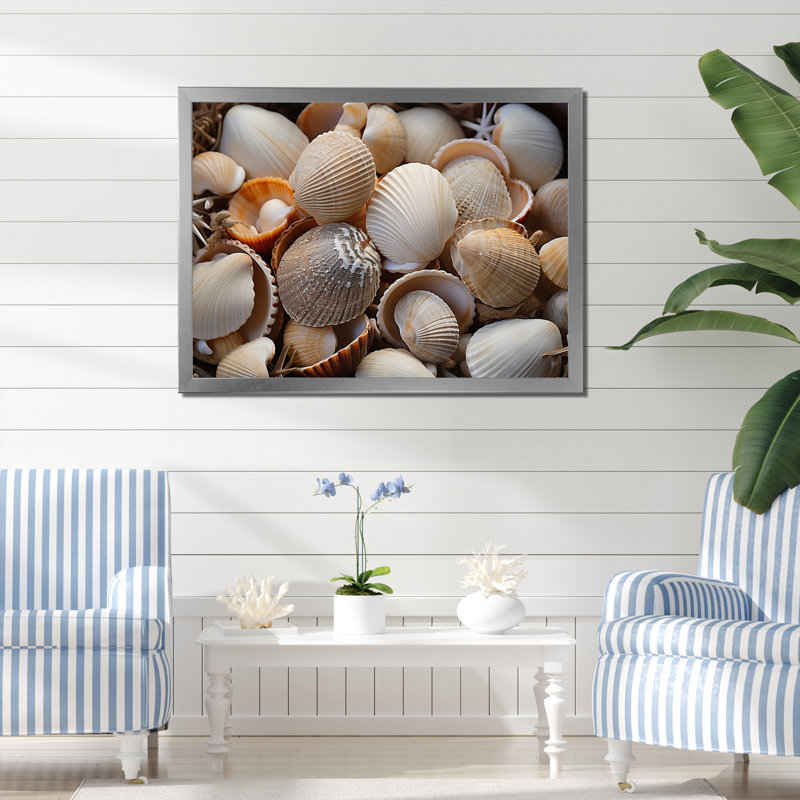 «Beach Photo Seashell Symphony IX - Nautique et plage, reproduction d'art sur toile, Cadre simple argenté
